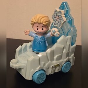 Little People Disney Frozen Princess Elsas Parade Float